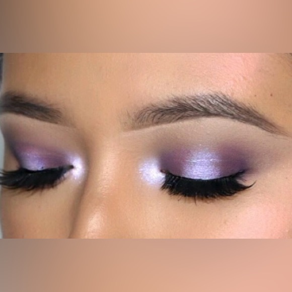 Anastasia Beverly Hills Moonchild Glow Kit - Picture 11 of 16